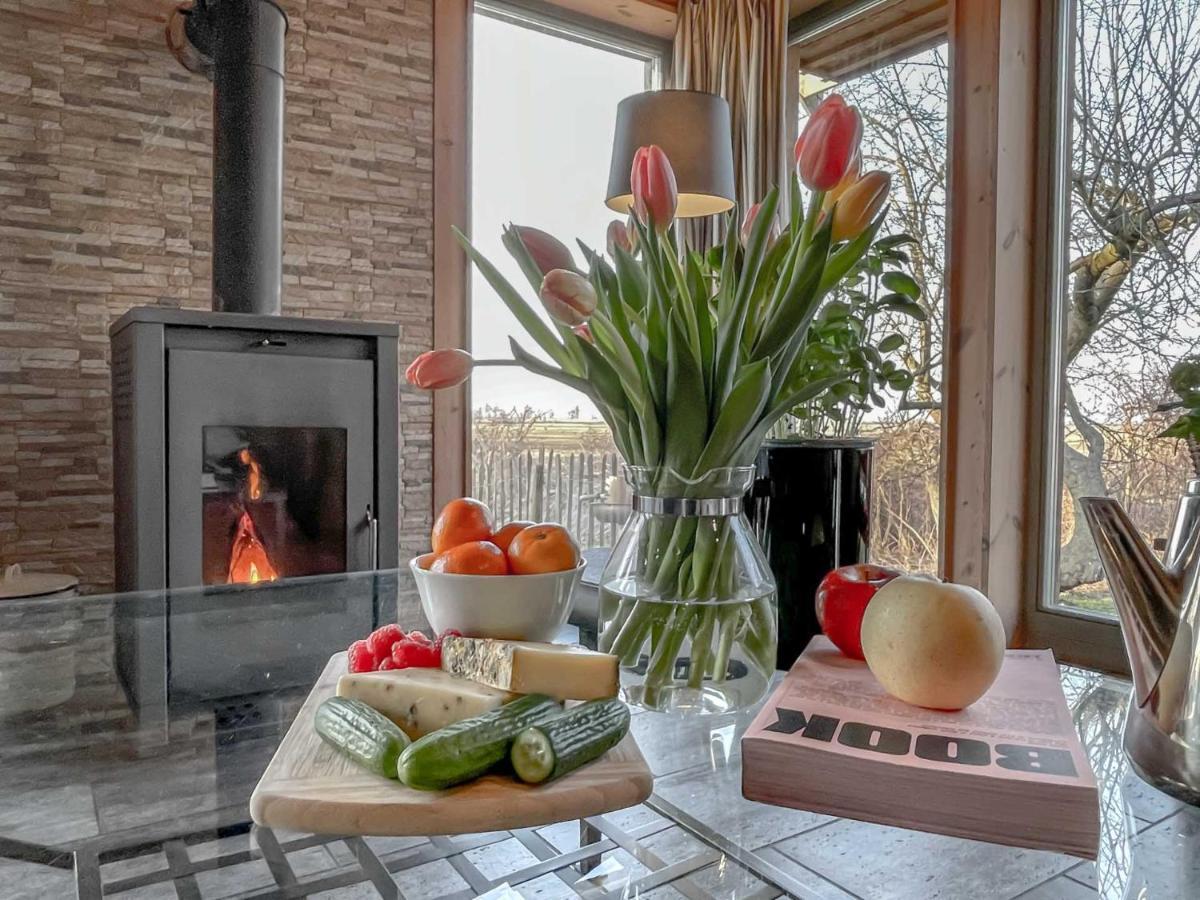 Traumhaff Kuestenchalets - Einzigartige Chalets An Der Ostsee. Ganz Aus Laerchenholz Mit Kamin Und Sauna Vogelsang-Warsin Dış mekan fotoğraf